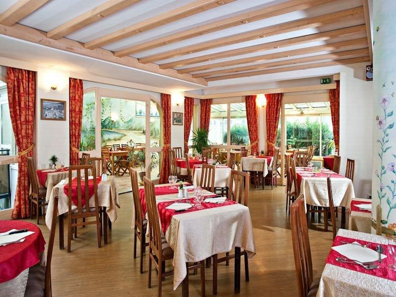 Hotel Athena Брид-Ле-Бэн Экстерьер фото